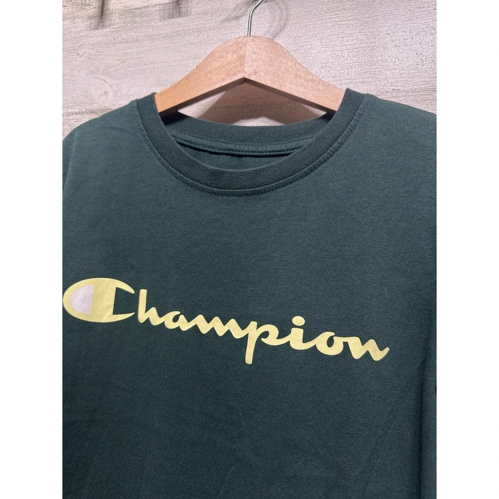 Champion T-Shirt Boys Medium‎ Dark Green Graphic Logo Sportswear Athletic EUC